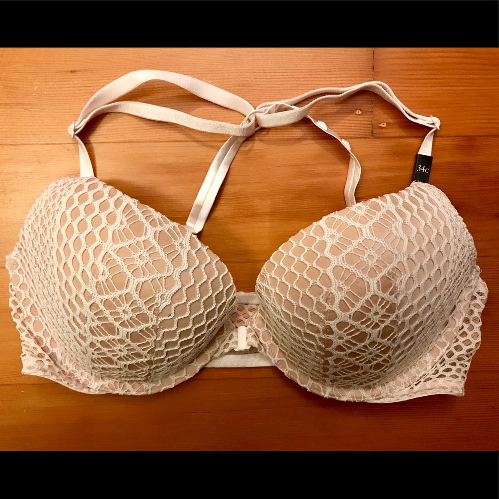 VICTORIA’S SECRET Studded After Dark Bra 34C